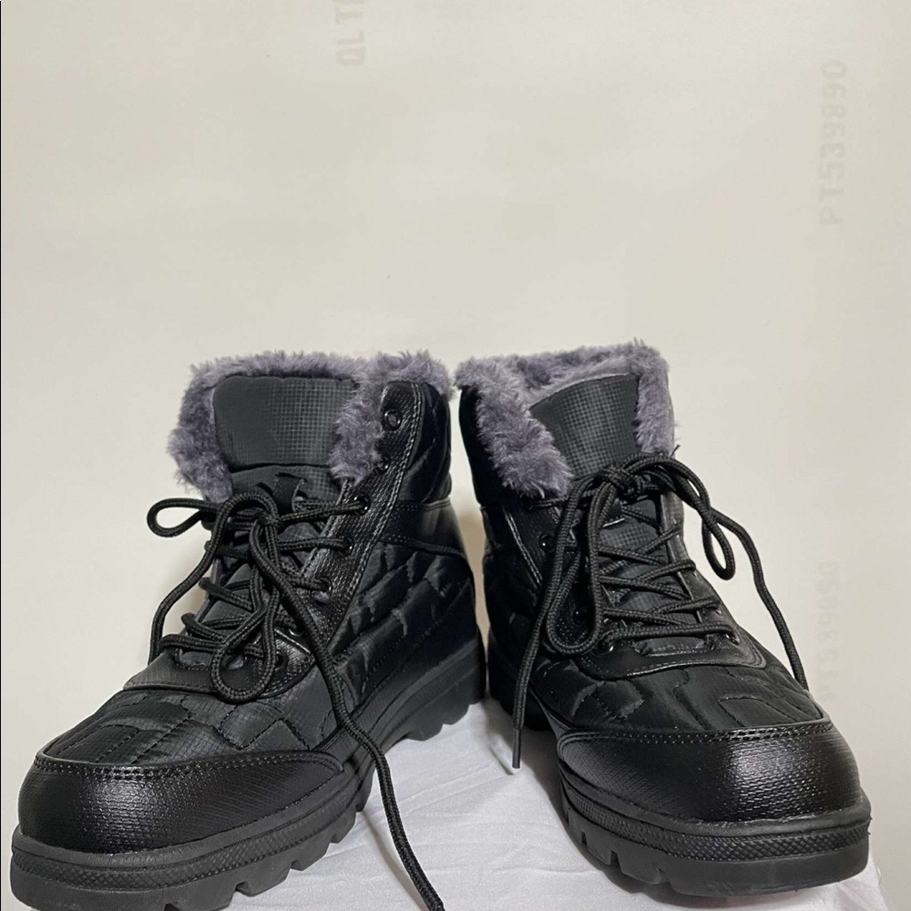 Mens shoes